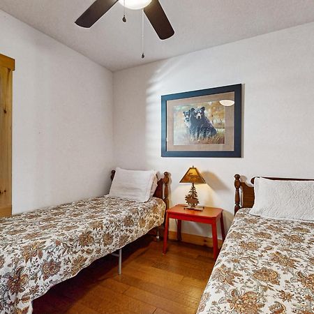 Big Sky Villa Whittier Exterior foto